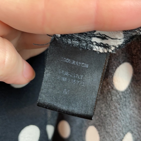 VICI Black and White Polka Dot Sleeveless V Neck Tank Blouse M - Picture 7 of 9